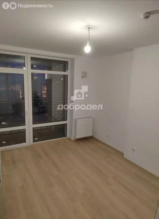 1-комнатная квартира: Екатеринбург, улица Кузнецова, 9/3 (43 м) - Фото 1