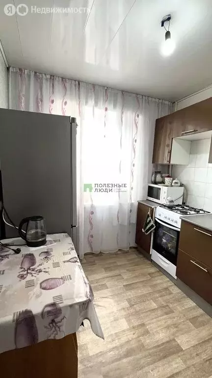 2-комнатная квартира: Красноярск, проспект Металлургов, 43 (45.4 м) - Фото 2