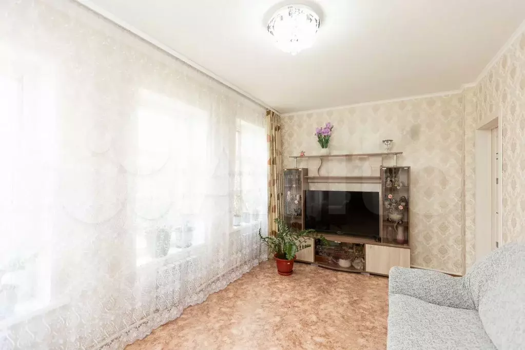 4-к. квартира, 63,7 м, 2/2 эт. - Фото 1