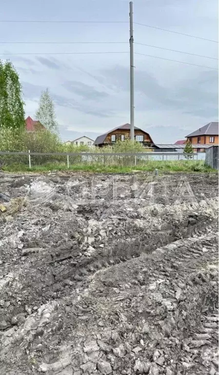 Участок в Тюменская область, Тюмень ул. Пуровская (4.0 сот.) - Фото 1