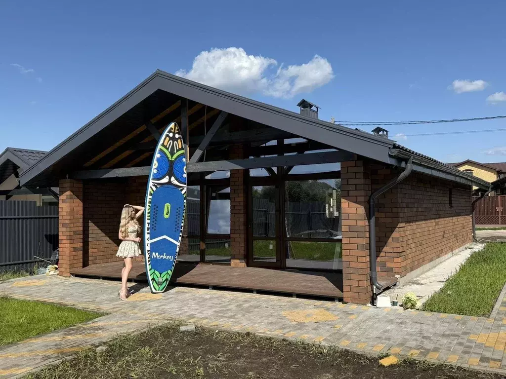 Дом в Воронежская область, Рамонский район, Ступинское с/пос, с. Нелжа ... - Фото 1