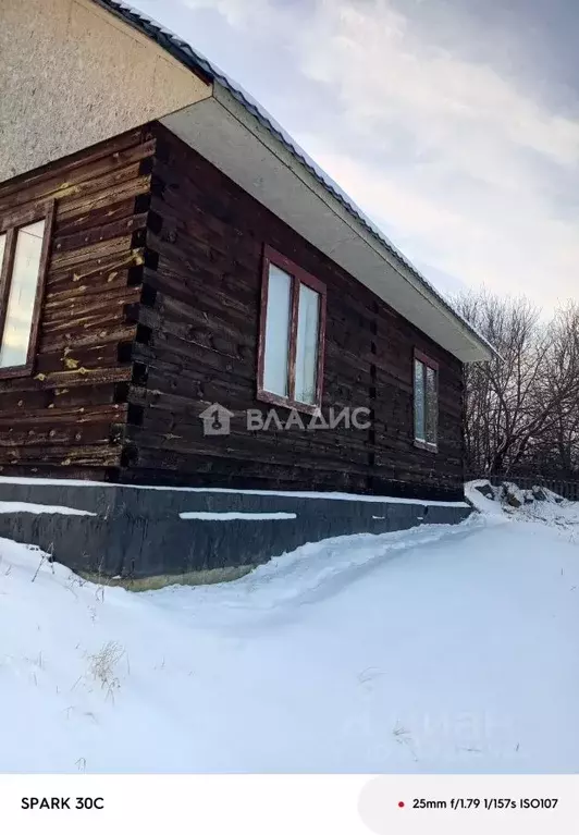 Дом в Башкортостан, Ишимбайский район, Петровский сельсовет, д. ... - Фото 0