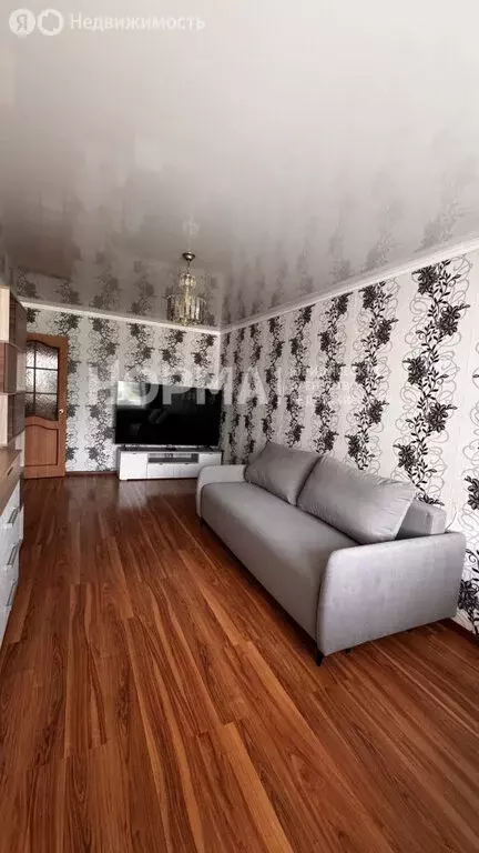 2-комнатная квартира: Октябрьский, 35-й микрорайон, 20 (44.2 м) - Фото 1