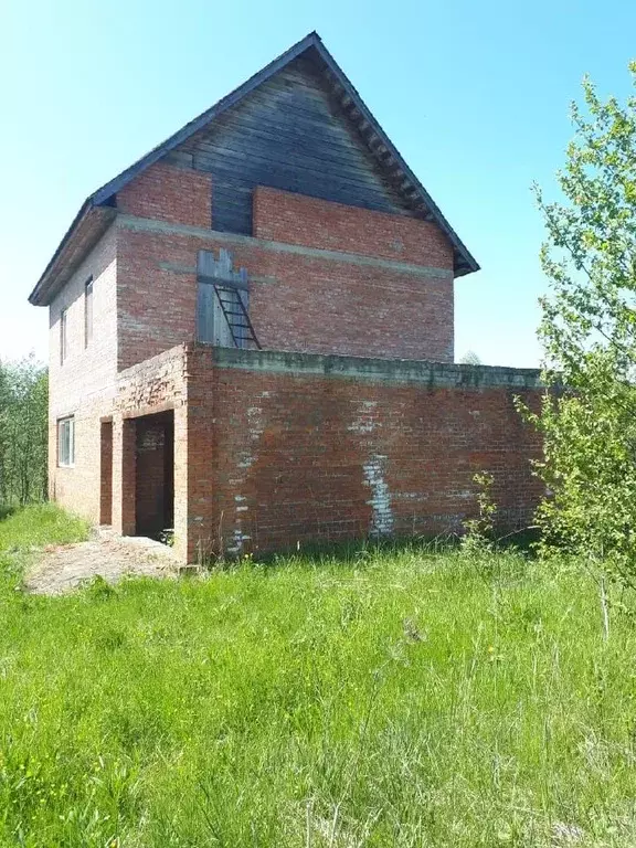 Дом в Смоленская область, Угранское с/пос, д. Судаково  (199 м) - Фото 1