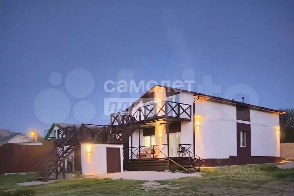 Дом в Севастополь с. Передовое, пер. Далекий, 4 (203 м) - Фото 1