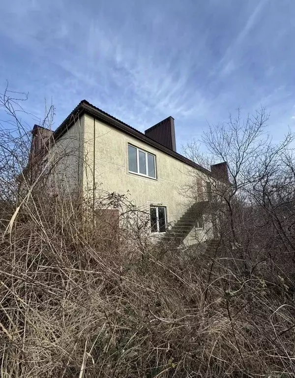 Таунхаус в Краснодарский край, Новороссийск городской округ, с. ... - Фото 1