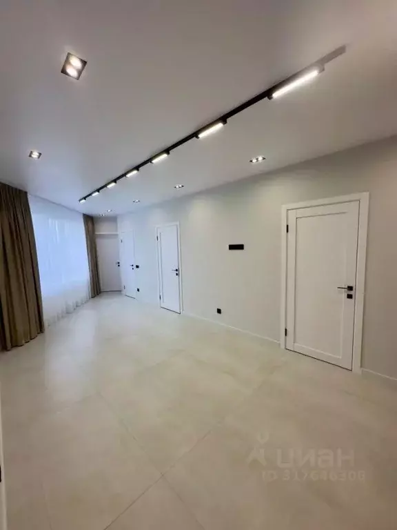 3-к кв. Калининградская область, Калининград Арсенальная ул., 31к3 ... - Фото 1
