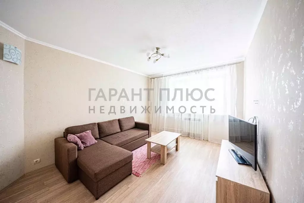 2-к кв. Липецкая область, Липецк Торговая пл., 2 (57.0 м) - Фото 2