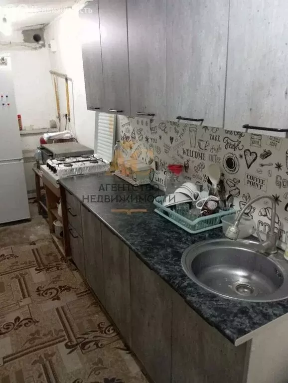 Дом в Кировский район, село Журавки (56.1 м) - Фото 1