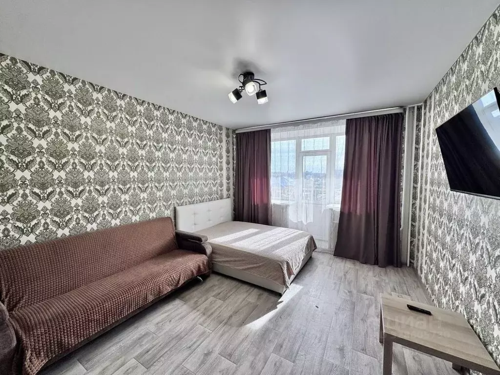 2-к кв. Хакасия, Абакан ул. Кирова, 204А (70.0 м) - Фото 2