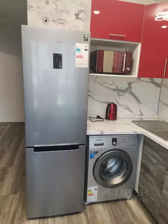 2-к кв. Алтайский край, Барнаул ул. Энтузиастов, 55 (54.0 м) - Фото 2