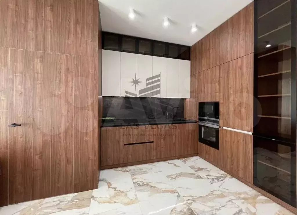 2-к. квартира, 67 м, 4/6 эт. - Фото 1