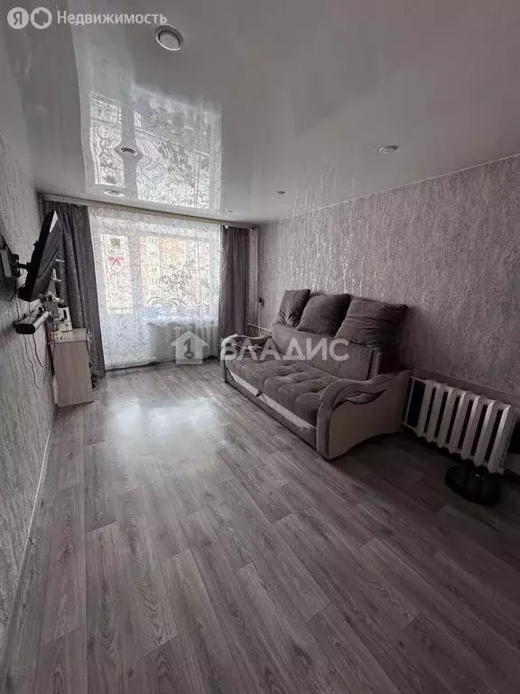 3-комнатная квартира: Улан-Удэ, Октябрьская улица, 45 (56.6 м) - Фото 2