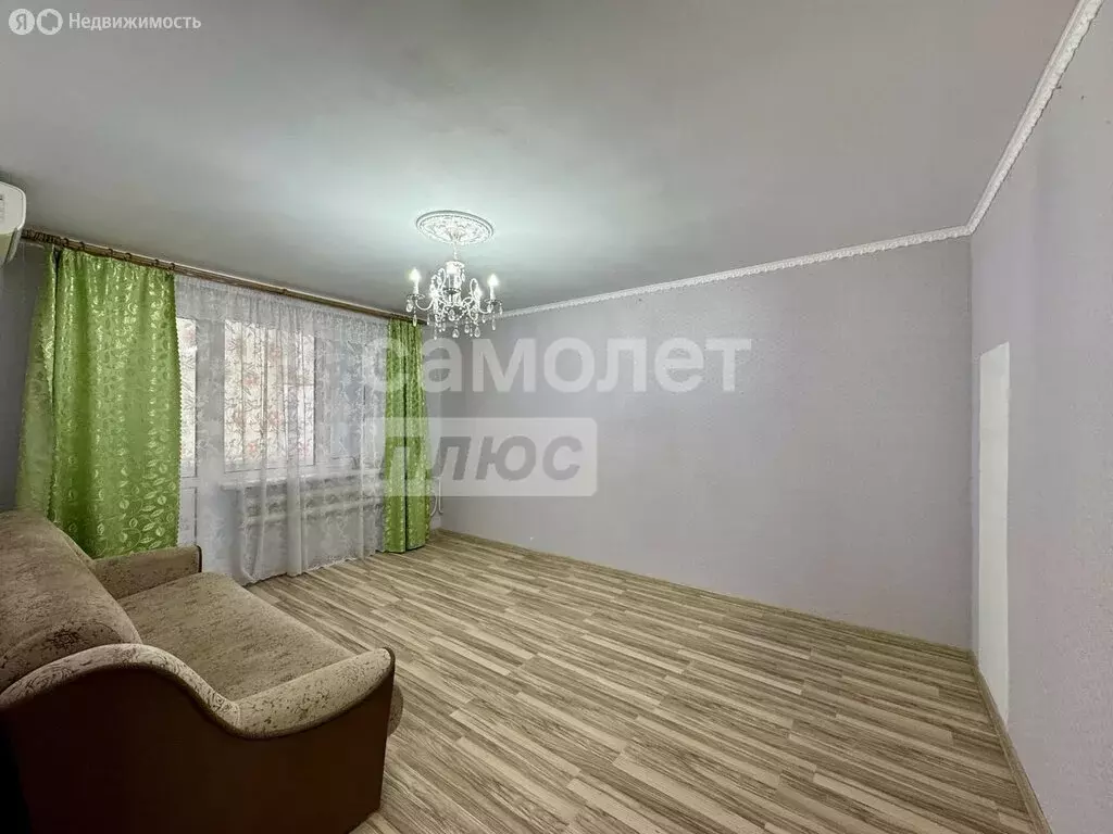 2-комнатная квартира: станица Анастасиевская, улица ПМК-5, 30 (50.6 м) - Фото 1