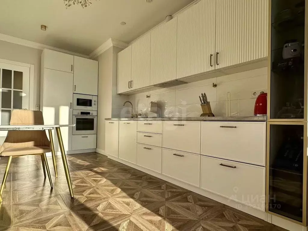 3-к кв. Калужская область, Калуга ул. Белинского, 2А (82.9 м) - Фото 1