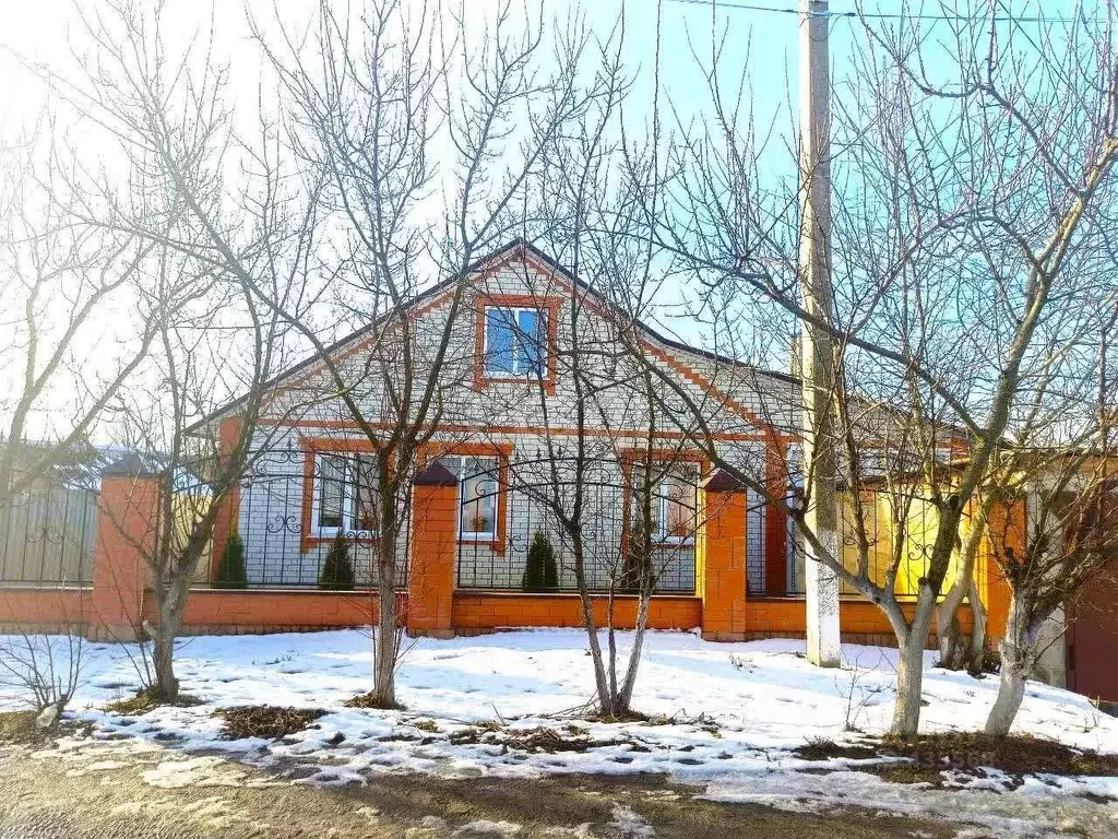 Дом в Белгородская область, Поселок Чернянка городское поселение, ... - Фото 1