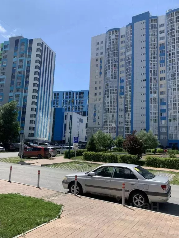 2-к кв. Новосибирская область, Новосибирск ул. Александра Чистякова, ... - Фото 0