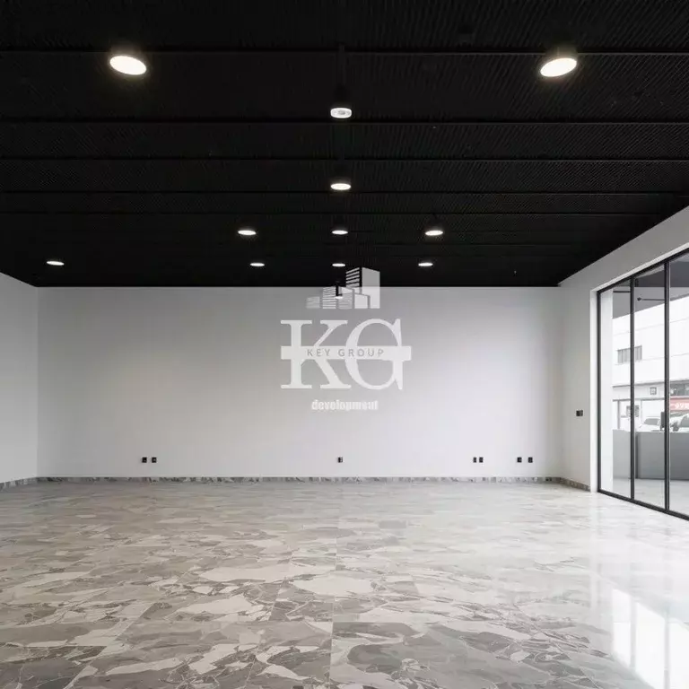 Помещение свободного назначения в Свердловская область, Екатеринбург ... - Фото 0