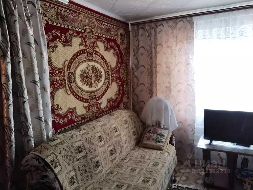 1-к кв. Саратовская область, Новобурасский район, Белоярское ... - Фото 2