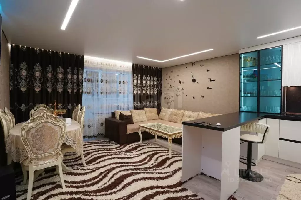 3-к кв. Ханты-Мансийский АО, Нягань 4-й мкр, 23 (74.2 м) - Фото 1