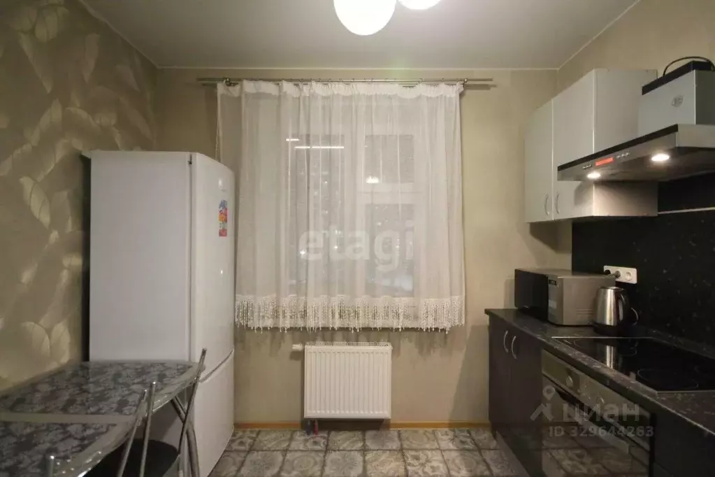 2-к кв. Ямало-Ненецкий АО, Новый Уренгой Дружба мкр, 4/1 (55.0 м) - Фото 2