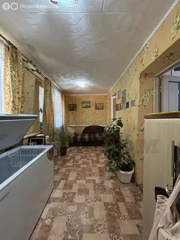 3-комнатная квартира: Саки, Евпаторийское шоссе, 75 (67.9 м) - Фото 1