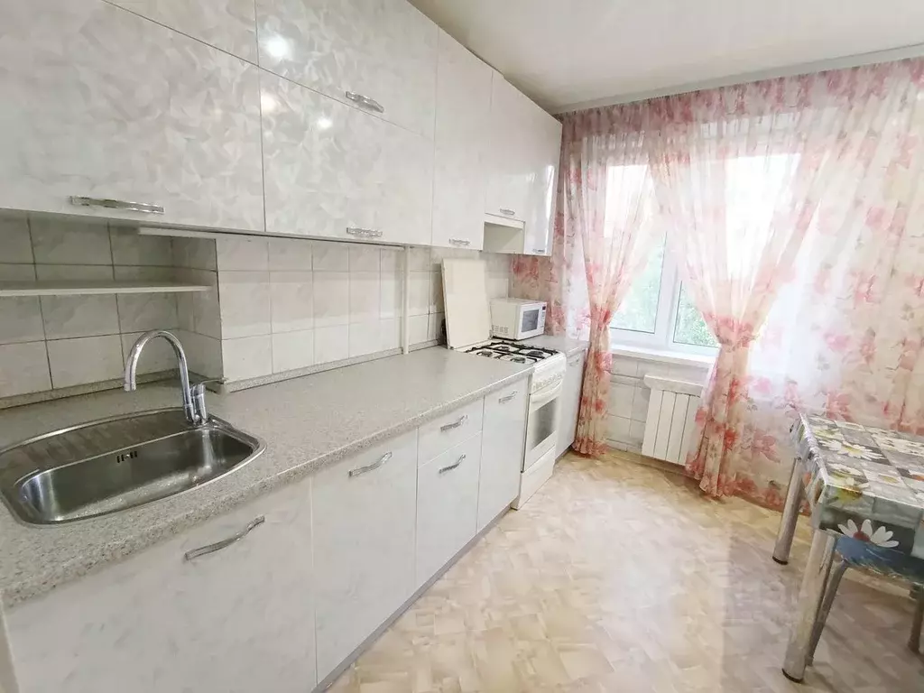 3-к кв. Саратовская область, Саратов просп. Энтузиастов, 45 (67.2 м) - Фото 1