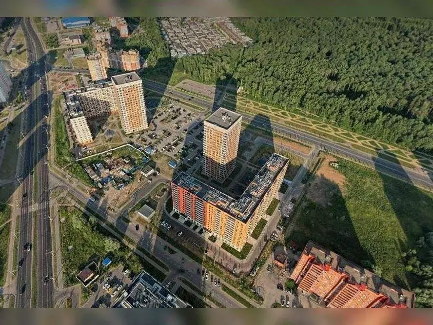 3-к кв. Калужская область, Калуга ул. 65 лет Победы, 21 (70.5 м) - Фото 1