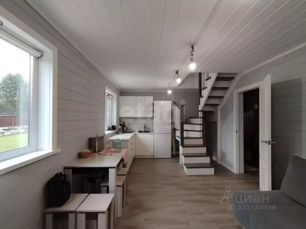 Дом в Калужская область, Малоярославецкий район, Головтеево с/пос, д. ... - Фото 1