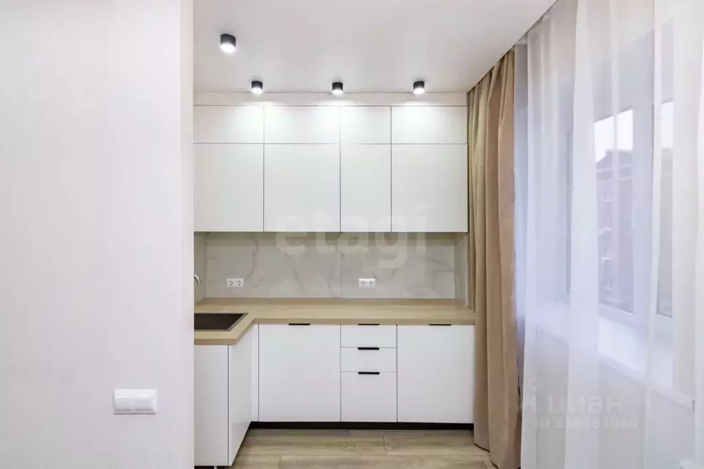 1-к кв. Тюменская область, Тюмень ул. Республики, 144 (31.0 м) - Фото 1