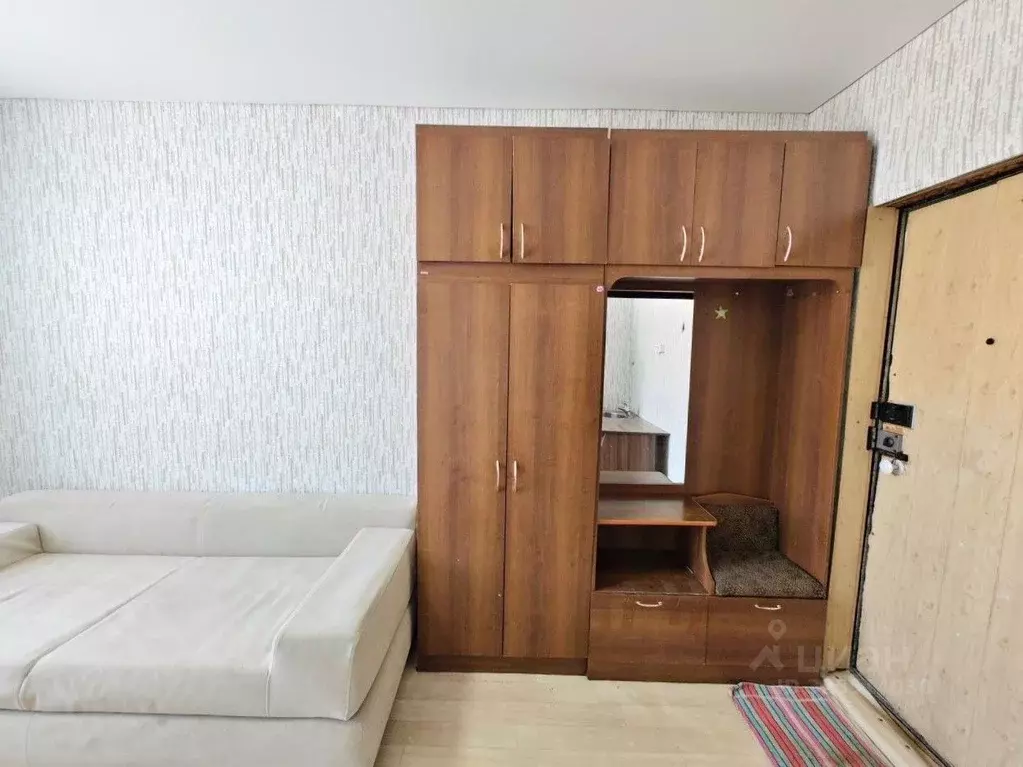 Комната Красноярский край, Красноярск ул. Калинина, 10 (11.0 м) - Фото 2