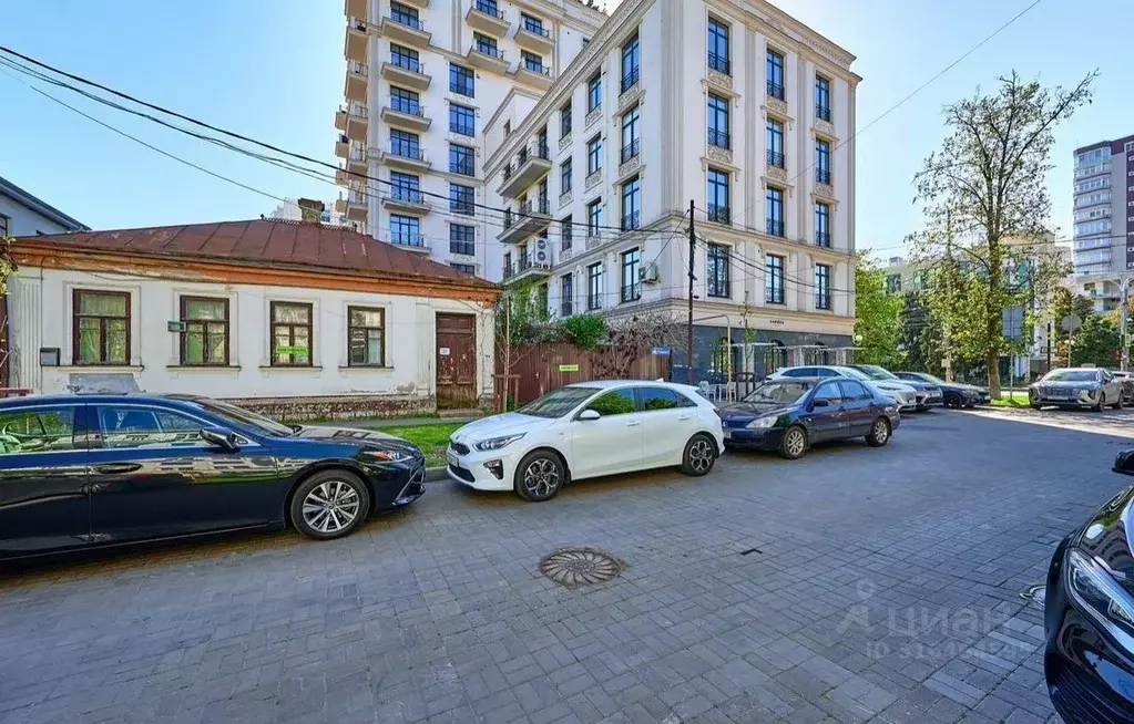 Участок в Краснодарский край, Краснодар Центральный мкр, ул. Имени ... - Фото 1