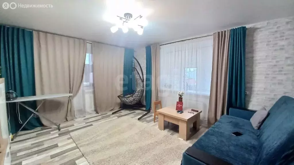 3-комнатная квартира: Заводоуковск, Федеративная улица, 6 (70 м) - Фото 2