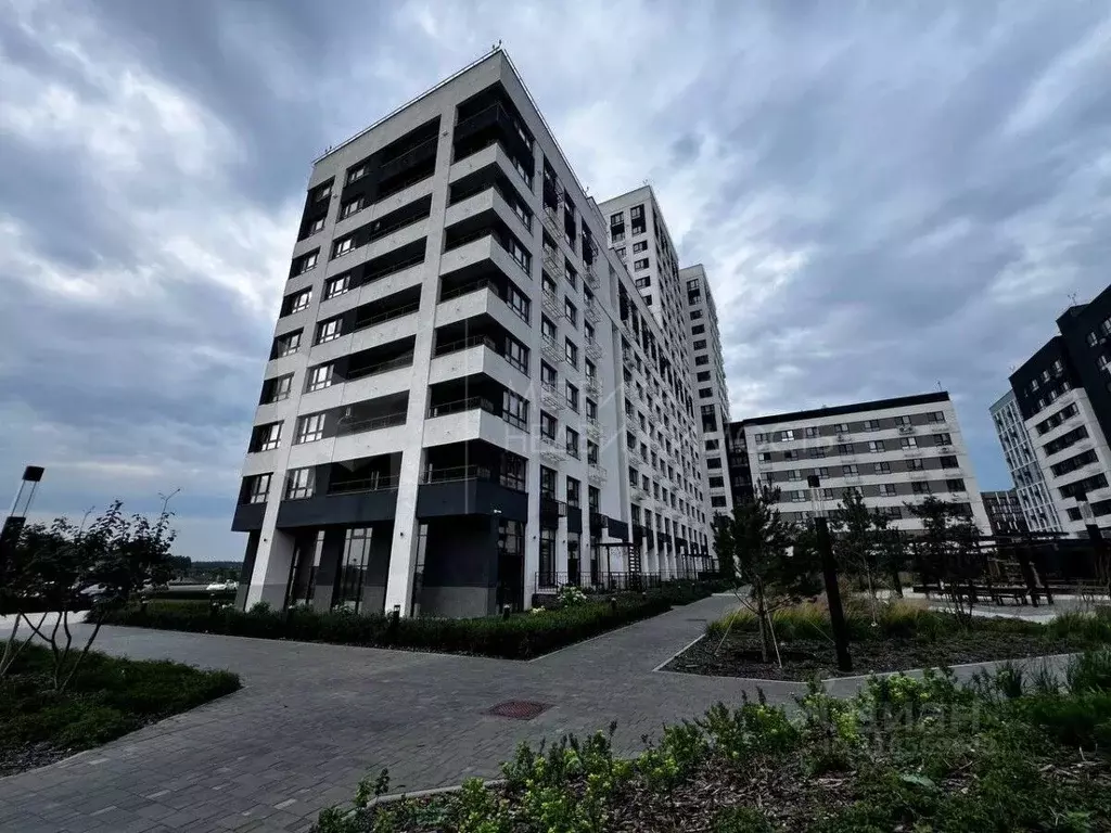 Студия Тюменская область, Тюмень ул. Василия Малкова, 10 (28.3 м) - Фото 1