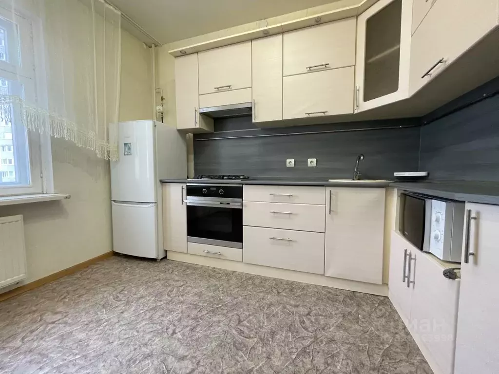 1-к кв. Удмуртия, Ижевск ул. Е.М. Кунгурцева, 15 (36.0 м) - Фото 1