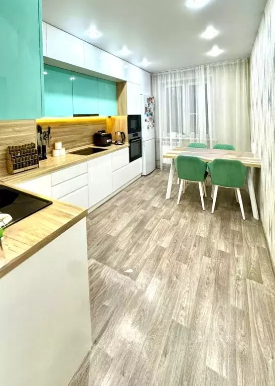 2-к кв. Красноярский край, Красноярск ул. Чернышевского, 120А (56.6 м) - Фото 2