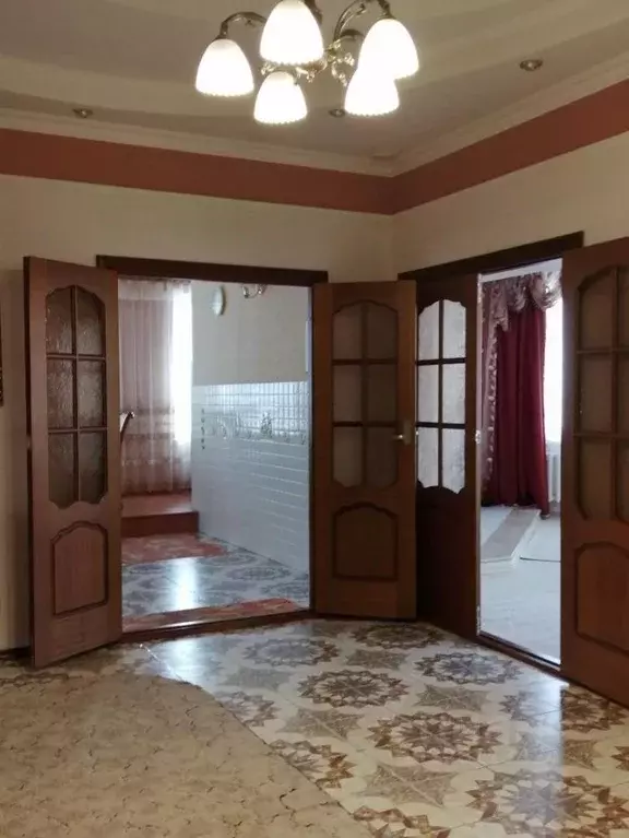 Коттедж в Алтайский край, Белокуриха ул. Славского (320 м) - Фото 2