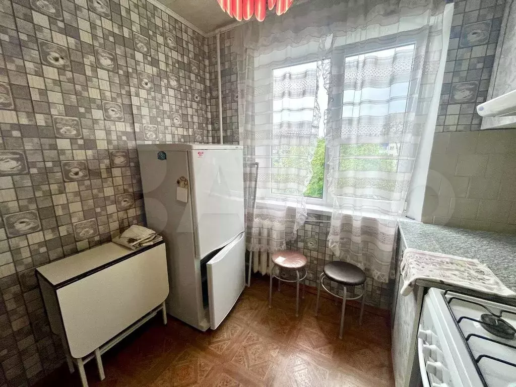 1-к. квартира, 32 м, 4/5 эт. - Фото 1