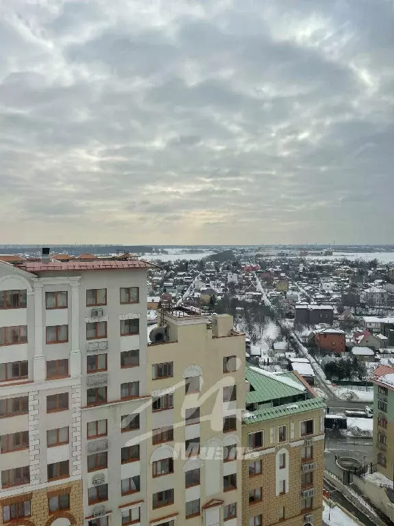 Продается 4-комнатная квартира - Фото 2