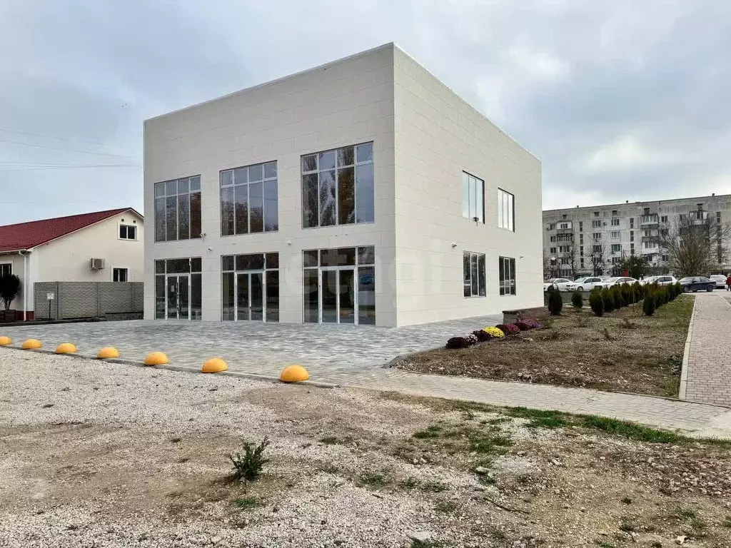 Склад в Крым, Нижнегорский пгт ул. Гагарина (572 м) - Фото 1