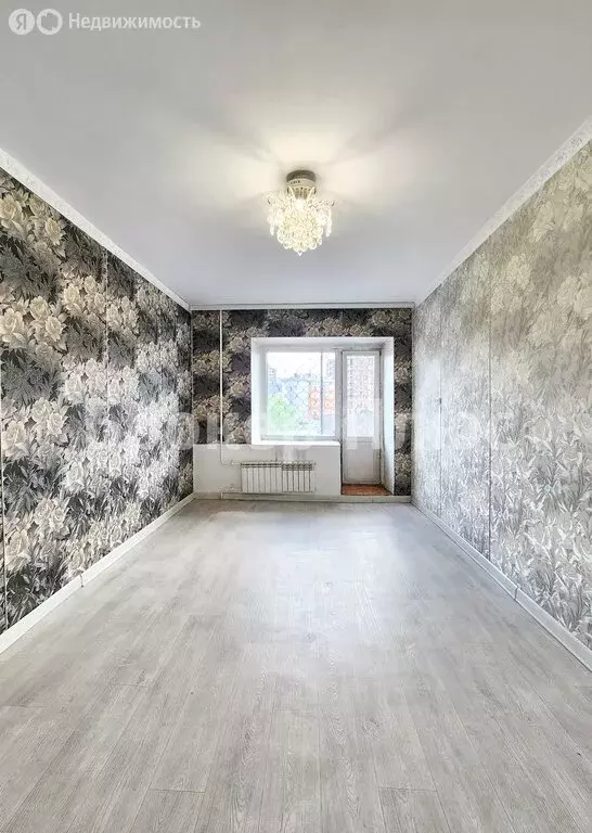 1-комнатная квартира: Кызыл, улица Ооржака Лопсанчапа, 44 (32 м) - Фото 0