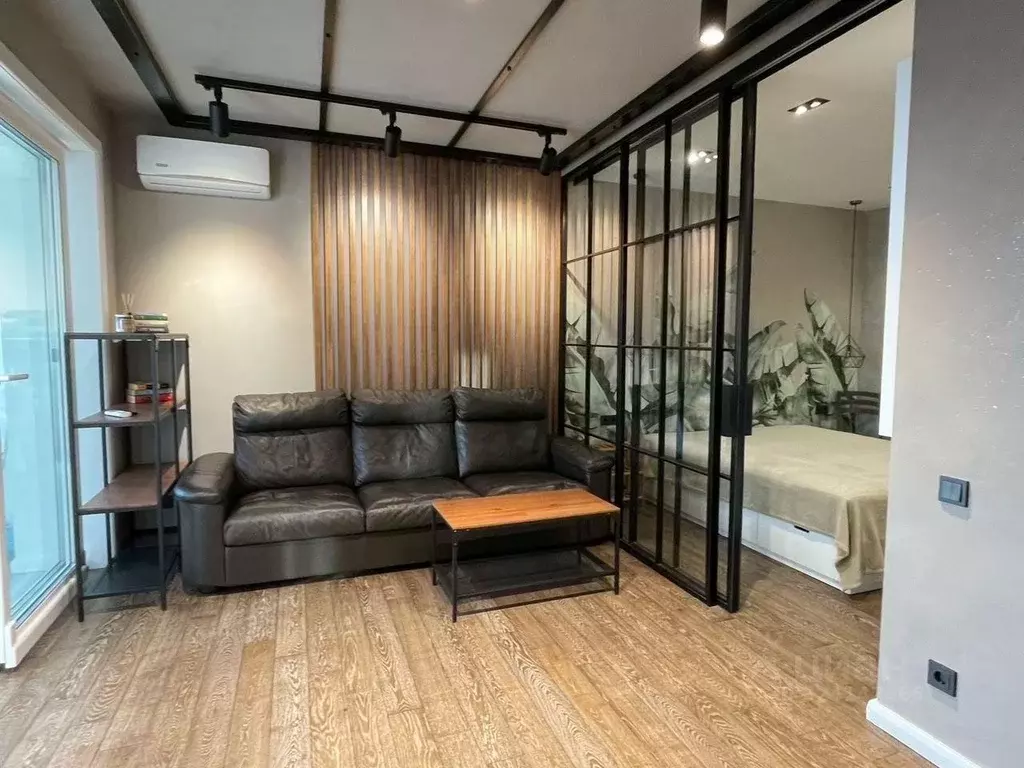 1-к кв. Хабаровский край, Хабаровск ул. Тургенева, 48 (50.0 м) - Фото 1