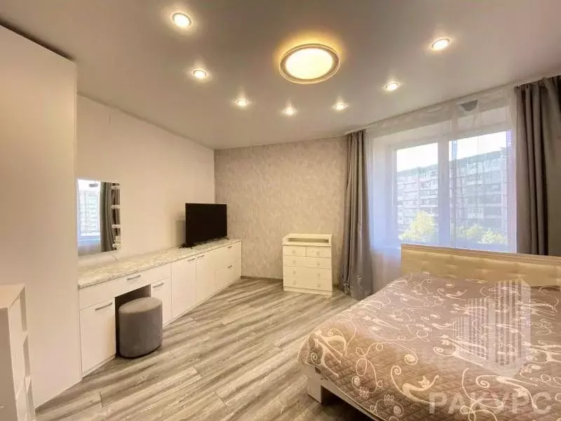 2-к кв. Пермский край, Пермь Новосибирская ул., 13 (50.0 м) - Фото 0