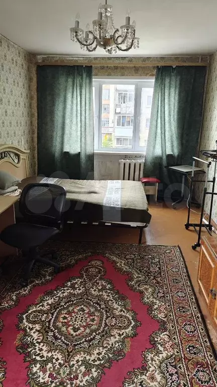 Комната 17 м в 3-к., 3/5 эт. - Фото 0