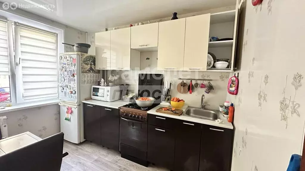 3-комнатная квартира: Златоуст, улица Румянцева, 97 (66.2 м) - Фото 1