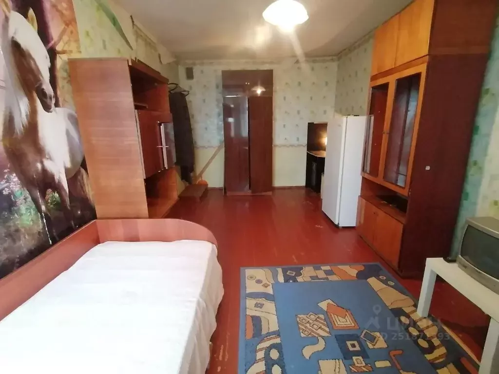 Комната Новгородская область, Великий Новгород ул. Саши Устинова, 3 - Фото 2