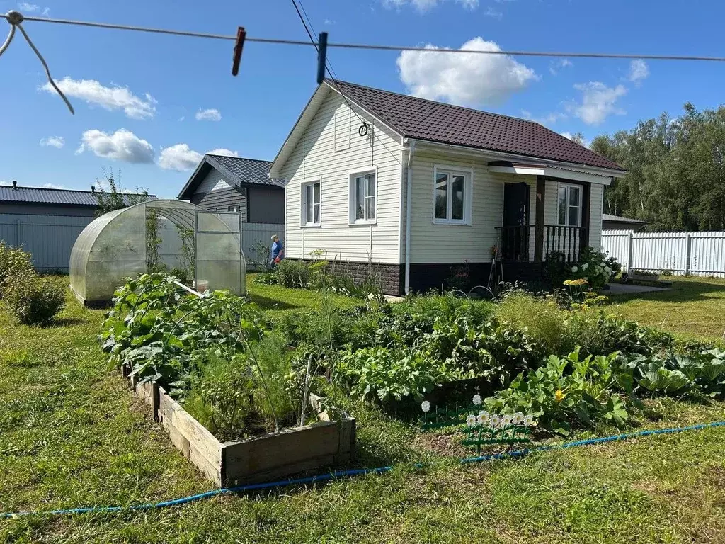 Дом в Московская область, Чехов муниципальный округ, д. Поповка ул. ... - Фото 1
