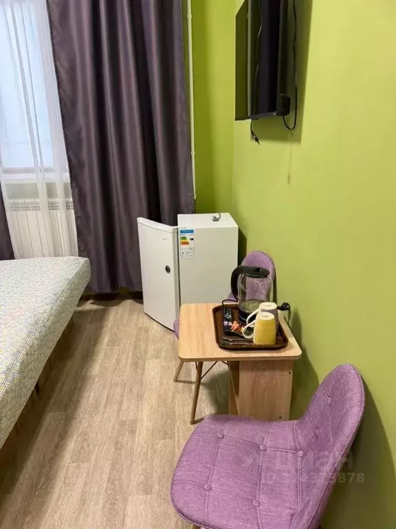 Комната Приморский край, Владивосток Саратовская ул., 4 (18.0 м) - Фото 1