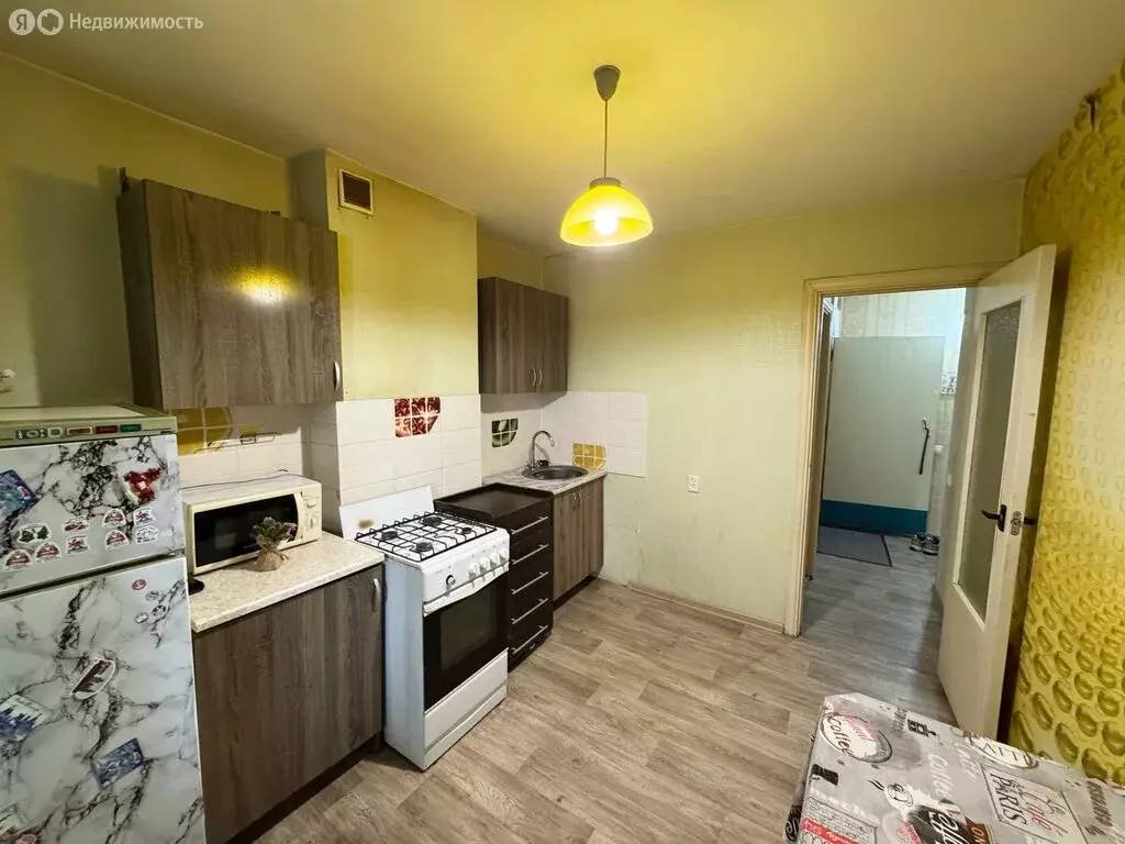 3-комнатная квартира: Волгоград, улица Гвоздкова, 20 (69.8 м) - Фото 1