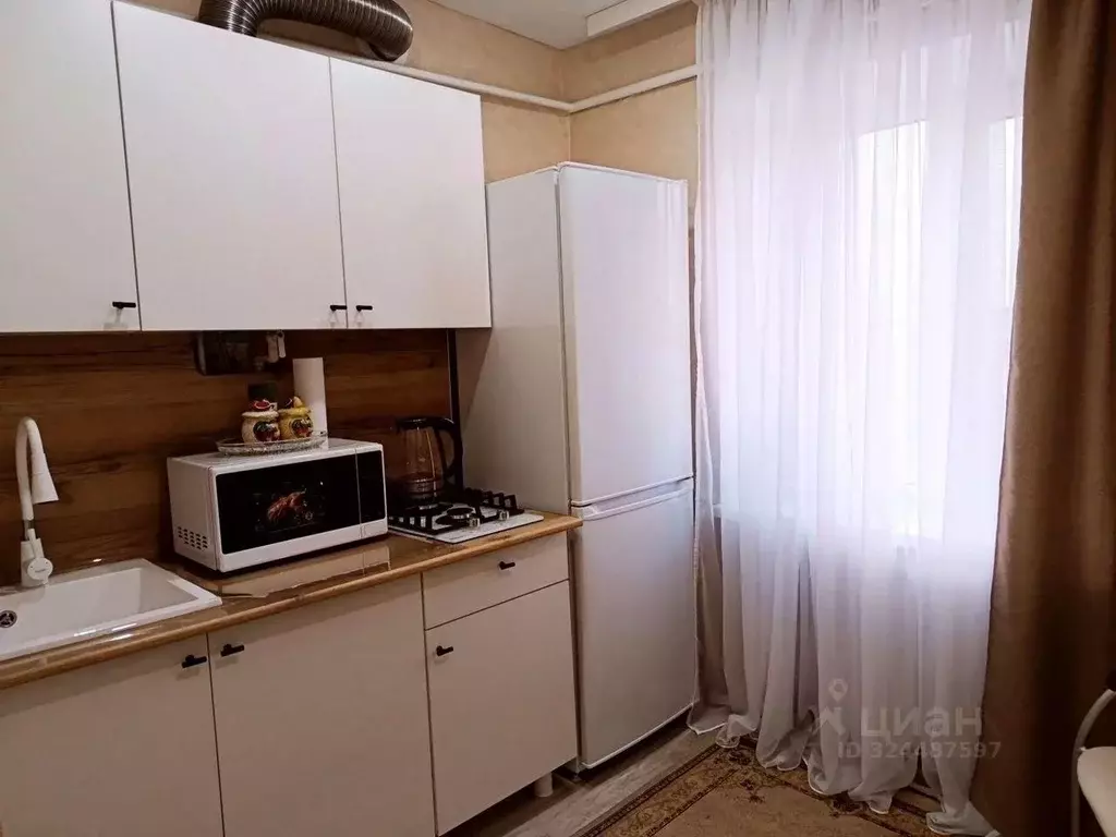 2-к кв. Ростовская область, Каменск-Шахтинский ул. Подтелкова, 65Г ... - Фото 1